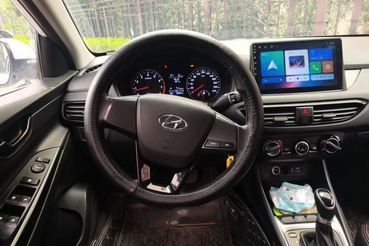 Used Hyundai Celesta 2018 1.6L Automatic GL Enjoyment Edition China VI compliant Steering Wheel