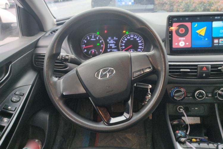 Used Hyundai Celesta 2018 1.6L Automatic GL Enjoyment Edition China VI compliant Steering Wheel