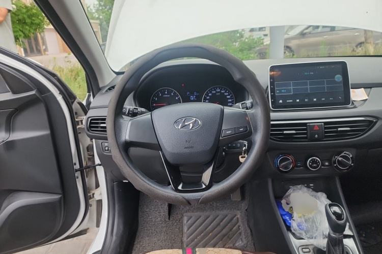 Used Hyundai Celesta 2018 1.6L Automatic GL Enjoyment Edition China VI compliant Steering Wheel