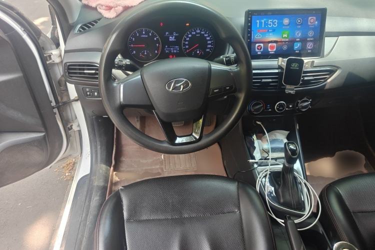 Used Hyundai Celesta 2018 1.6L Automatic GL Enjoyment Edition China VI compliant Steering Wheel