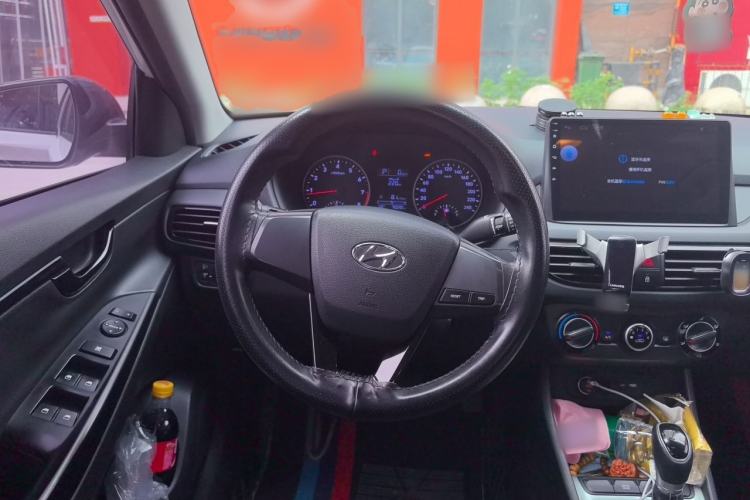 Used Hyundai Celesta 2018 1.6L Automatic GL Enjoyment Edition China VI compliant Steering Wheel