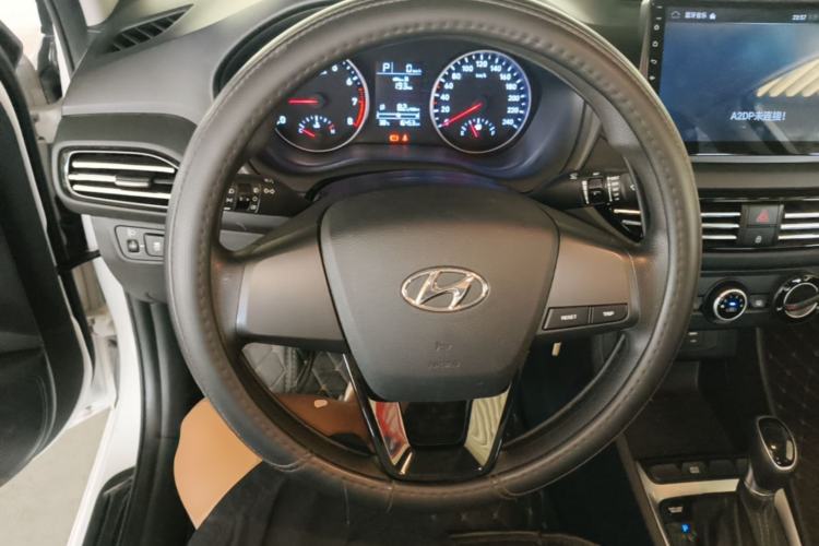 Used Hyundai Celesta 2018 1.6L Automatic GL Enjoyment Edition China VI compliant Steering Wheel