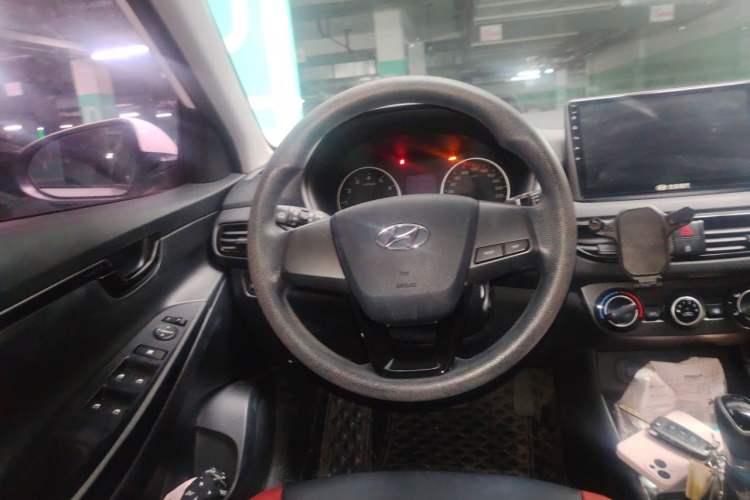 Used Hyundai Celesta 2018 1.6L Automatic GL Enjoyment Edition China VI compliant Steering Wheel