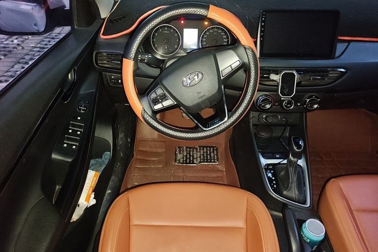 Used Hyundai Celesta 2018 1.6L Automatic GL Enjoyment Version China V Standard Steering Wheel