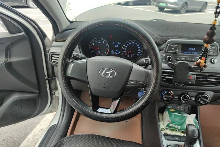 Used Hyundai Celesta 2018 1.6L Automatic GL Enjoyment Version China V Standard Steering Wheel