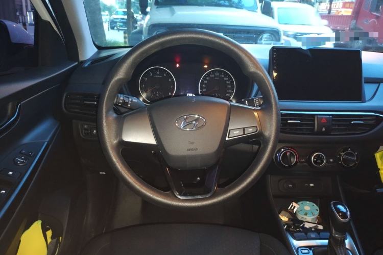 Used Hyundai Celesta 2018 1.6L Automatic GL Enjoyment Edition China VI compliant Steering Wheel