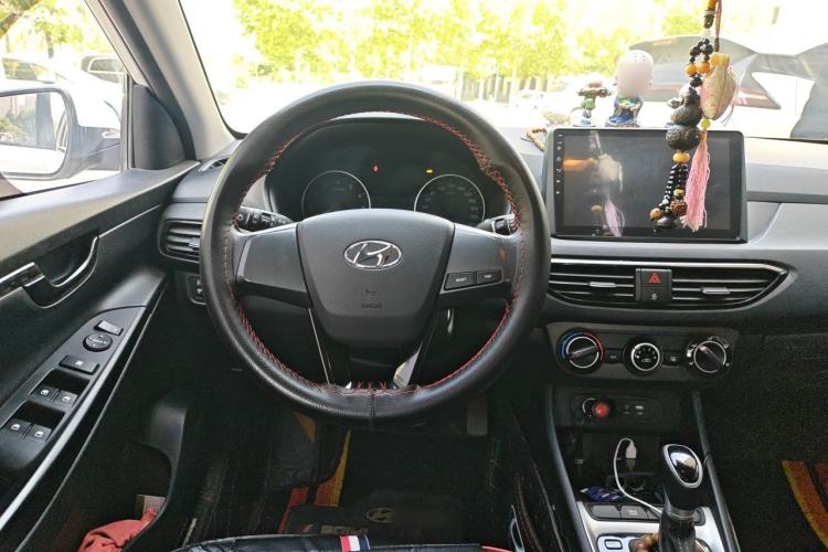Used Hyundai Celesta 2018 1.6L Automatic GL Enjoyment Edition China VI compliant Steering Wheel