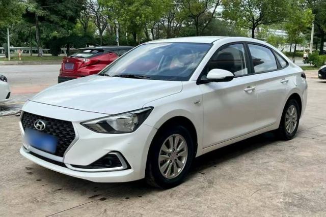 Ojetý Hyundai Celesta 2018 1.6L Automatic GL Enjoyment Edition China VI compliant