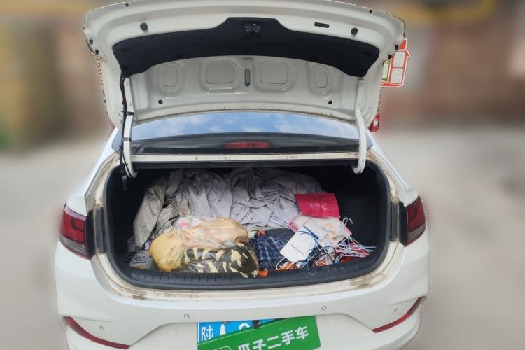 Used Hyundai Celesta 2018 1.6L Automatic GL Enjoyment Edition China VI compliant Trunk