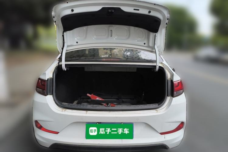 Used Hyundai Celesta 2018 1.6L Automatic GL Enjoyment Edition China VI compliant Trunk