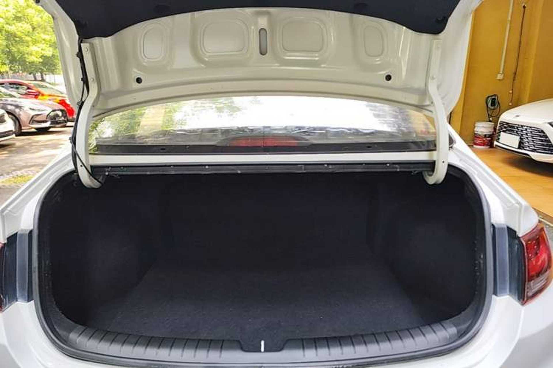 Used Hyundai Celesta 2018 1.6L Automatic GL Enjoyment Version China V Standard Trunk