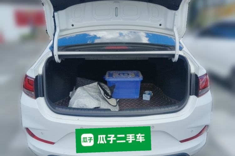 Used Hyundai Celesta 2018 1.6L Automatic GL Enjoyment Version China V Standard Trunk