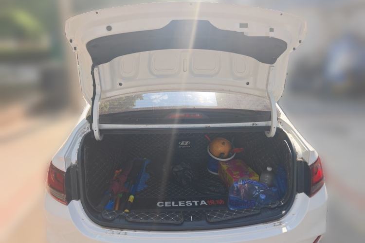 Used Hyundai Celesta 2018 1.6L Automatic GL Enjoyment Edition China VI compliant Trunk