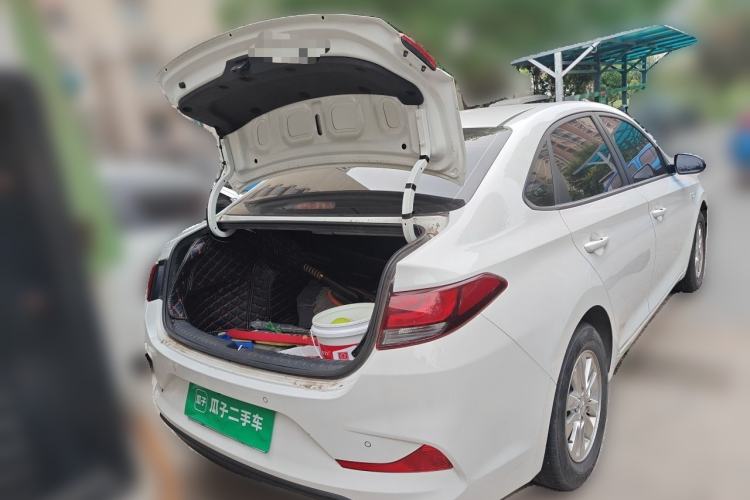 Used Hyundai Celesta 2018 1.6L Automatic GL Enjoyment Edition China VI compliant Trunk
