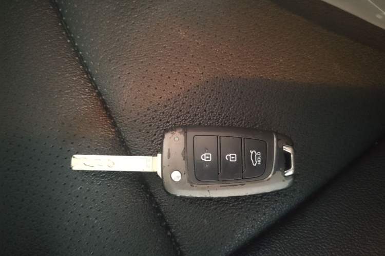 Used Hyundai Celesta 2018 1.6L Automatic GL Enjoyment Edition China VI compliant Vehicle Key