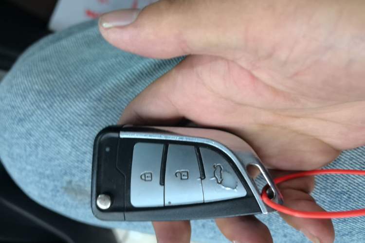 Used Hyundai Celesta 2018 1.6L Automatic GL Enjoyment Edition China VI compliant Vehicle Key