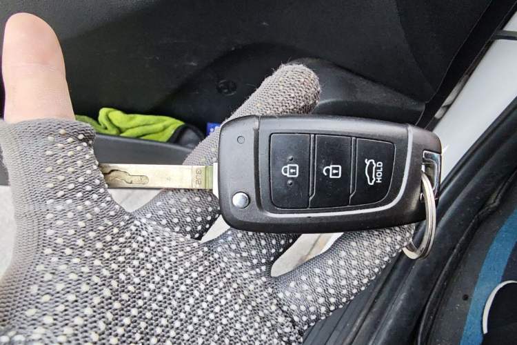 Used Hyundai Celesta 2018 1.6L Automatic GL Enjoyment Version China V Standard Vehicle Key
