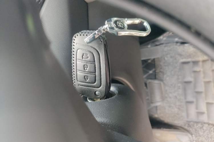 Used Hyundai Celesta 2018 1.6L Automatic GL Enjoyment Version China V Standard Vehicle Key