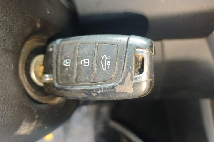 Used Hyundai Celesta 2018 1.6L Automatic GL Enjoyment Edition China VI compliant Vehicle Key