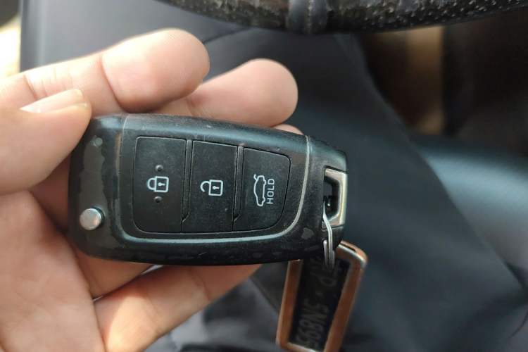 Used Hyundai Celesta 2018 1.6L Automatic GL Enjoyment Version China V Standard Vehicle Key