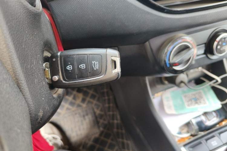 Used Hyundai Celesta 2018 1.6L Automatic GL Enjoyment Version China V Standard Vehicle Key