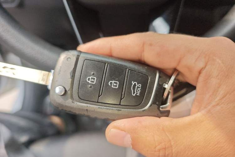 Used Hyundai Celesta 2018 1.6L Automatic GL Enjoyment Edition China VI compliant Vehicle Key