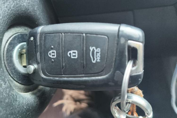 Used Hyundai Celesta 2018 1.6L Automatic GL Enjoyment Edition China VI compliant Vehicle Key