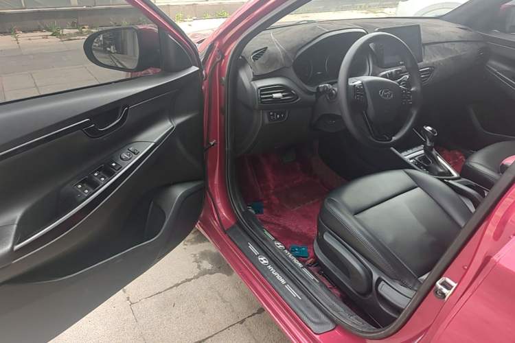 Used Hyundai Celesta 2020 1.6L Automatic GL Enjoyable Edition Driver Seat