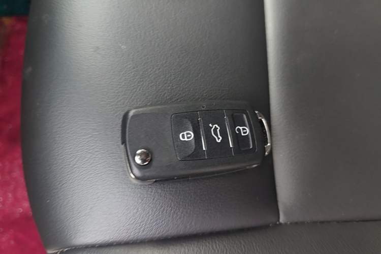 Used Hyundai Celesta 2020 1.6L Automatic GL Enjoyable Edition Interior 1