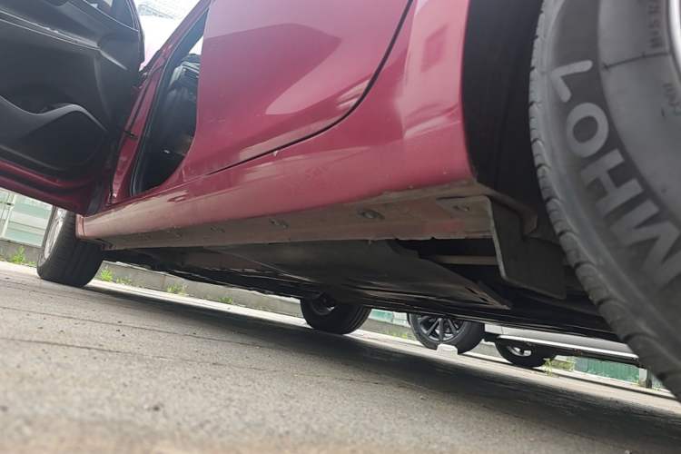 Used Hyundai Celesta 2020 1.6L Automatic GL Enjoyable Edition Left Side Sill