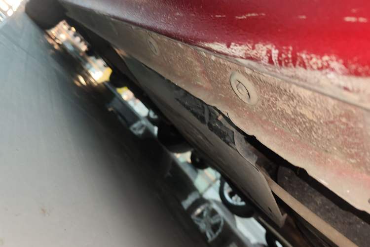 Used Hyundai Celesta 2020 1.6L Automatic GL Enjoyable Edition Left Side Sill