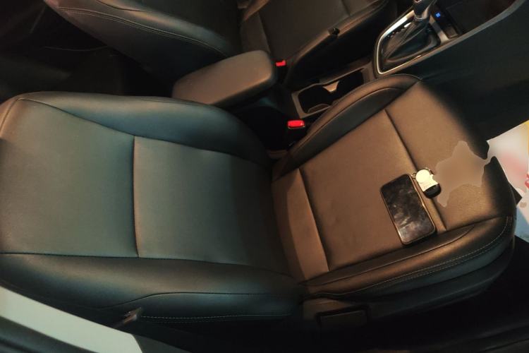 Used Hyundai Celesta 2020 1.6L Automatic GL Enjoyable Edition Right Front Seat