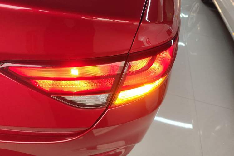 Used Hyundai Celesta 2020 1.6L Automatic GL Enjoyable Edition Right Rear Taillight