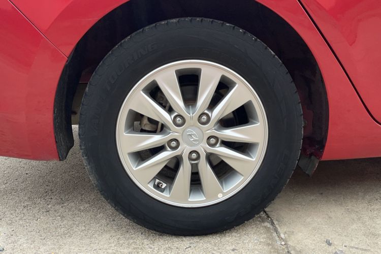 Used Hyundai Celesta 2020 1.6L Automatic GL Enjoyable Edition Right Rear Wheel Hub