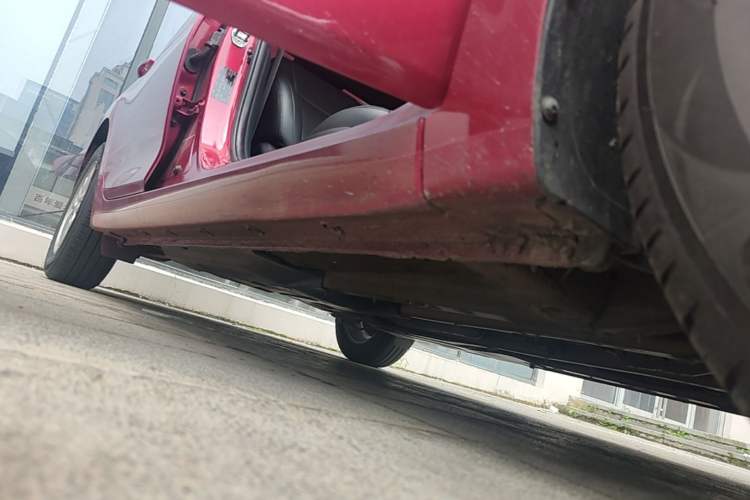 Used Hyundai Celesta 2020 1.6L Automatic GL Enjoyable Edition Right Side Sill