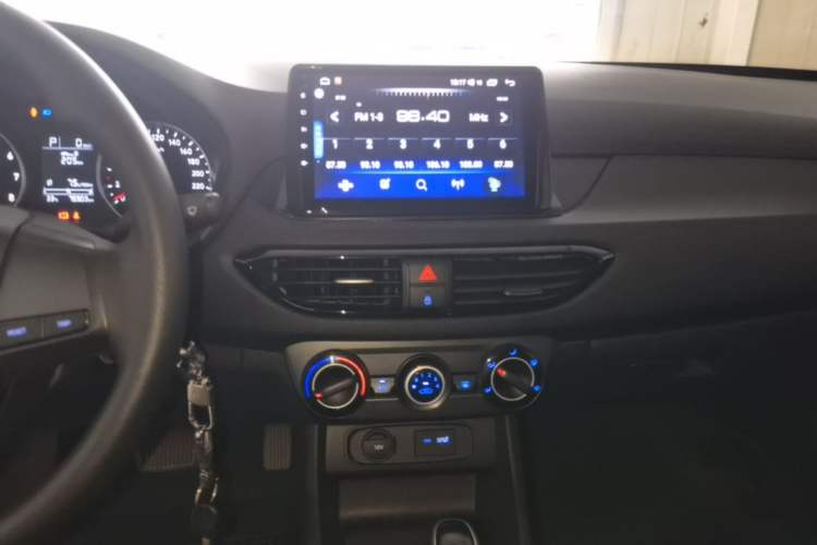 Used Hyundai Celesta 2020 1.6L Automatic GL Enjoyable Edition Audio And AC Panel