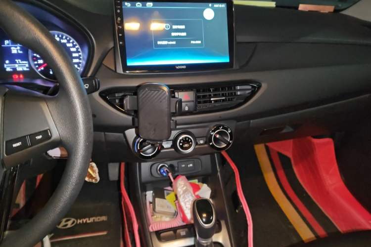Used Hyundai Celesta 2020 1.6L Automatic GL Enjoyable Edition Audio And AC Panel