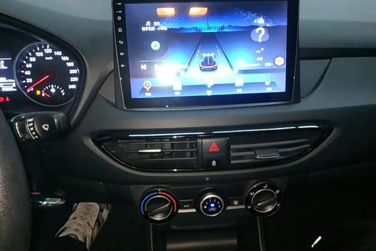 Used Hyundai Celesta 2020 1.6L Automatic GL Enjoyable Edition Audio And AC Panel