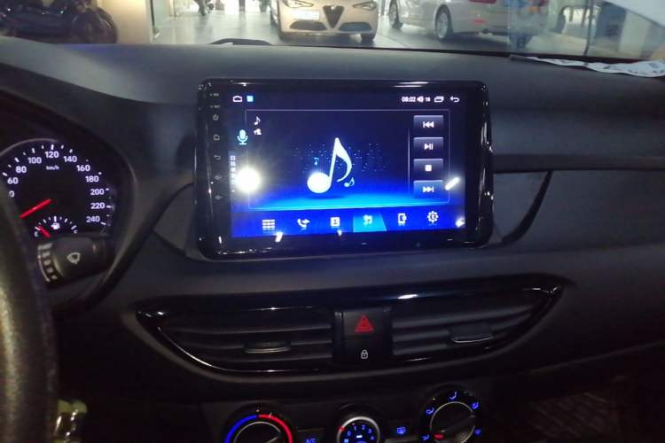Used Hyundai Celesta 2020 1.6L Automatic GL Enjoyable Edition Audio And AC Panel