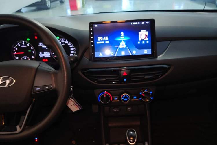 Used Hyundai Celesta 2020 1.6L Automatic GL Enjoyable Edition Audio And AC Panel
