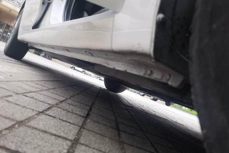 Used Hyundai Celesta  Chassis Front Right