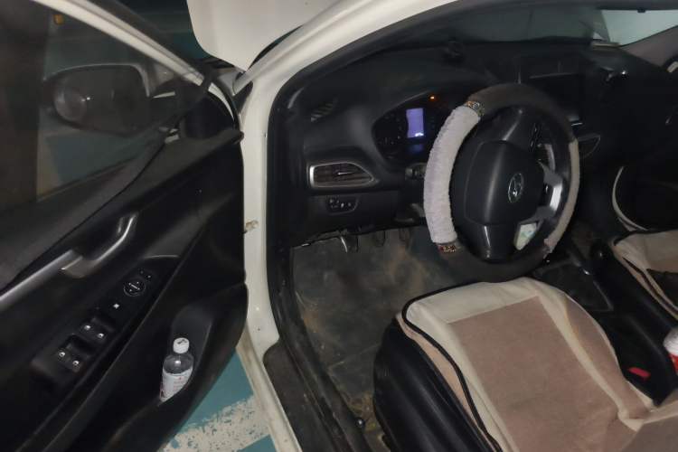 Used Hyundai Celesta 2020 1.6L Manual GLS Value Edition Driver Seat