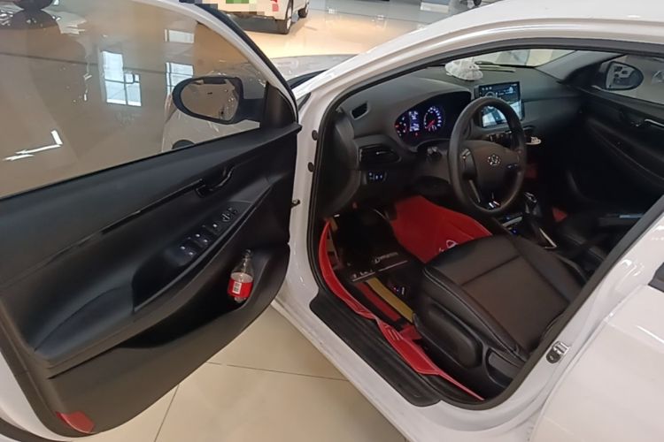Used Hyundai Celesta 2020 1.6L Automatic GL Enjoyable Edition Driver Seat