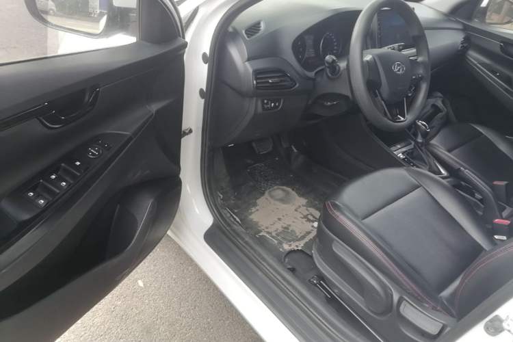 Used Hyundai Celesta 2020 1.6L Automatic GL Enjoyable Edition Driver Seat