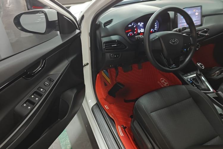 Used Hyundai Celesta 2020 1.6L Automatic GL Enjoyable Edition Driver Seat