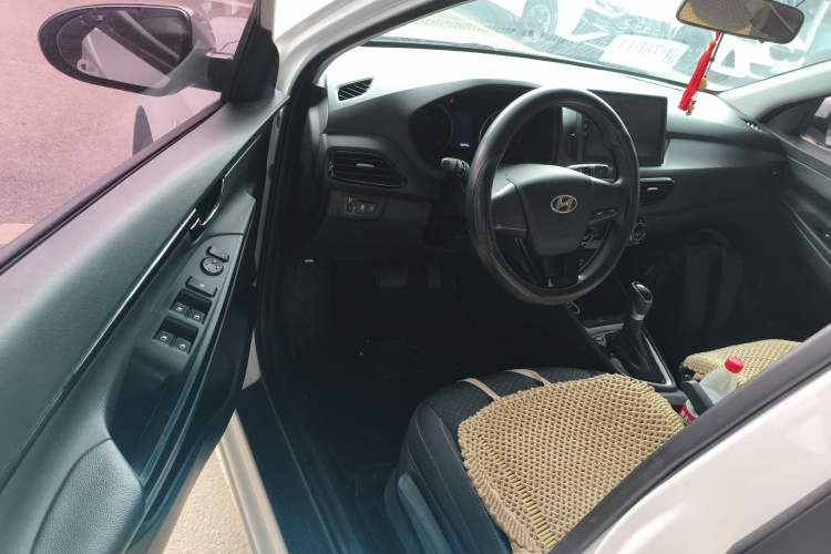 Used Hyundai Celesta 2020 1.6L Automatic GL Enjoyable Edition Driver Seat