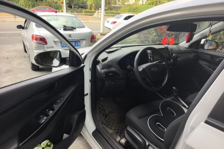 Used Hyundai Celesta 2020 1.6L Automatic GL Enjoyable Edition Driver Seat