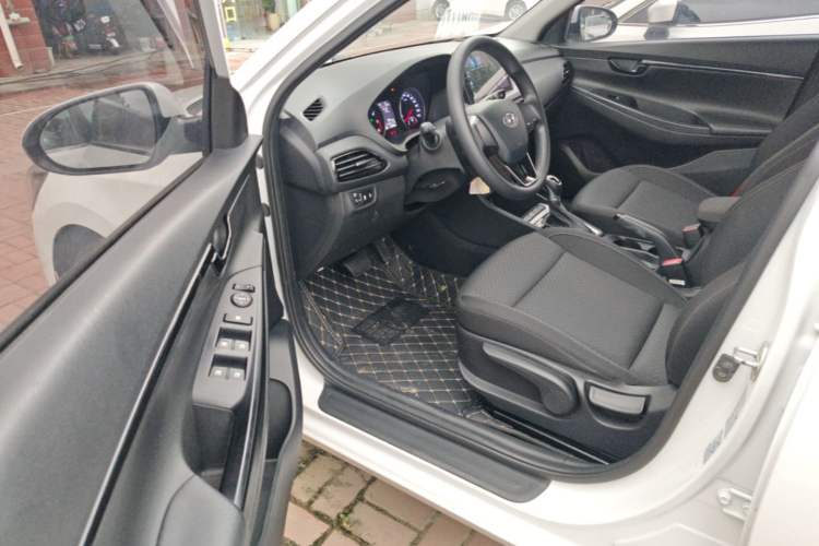 Used Hyundai Celesta 2020 1.6L Automatic GL Enjoyable Edition Driver Seat