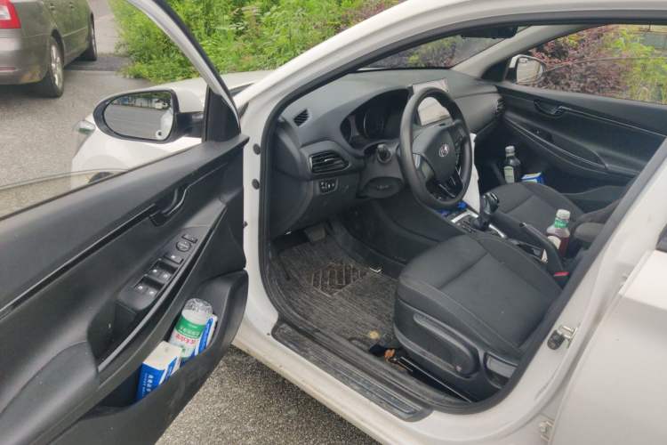 Used Hyundai Celesta 2020 1.6L Automatic GL Enjoyable Edition Driver Seat