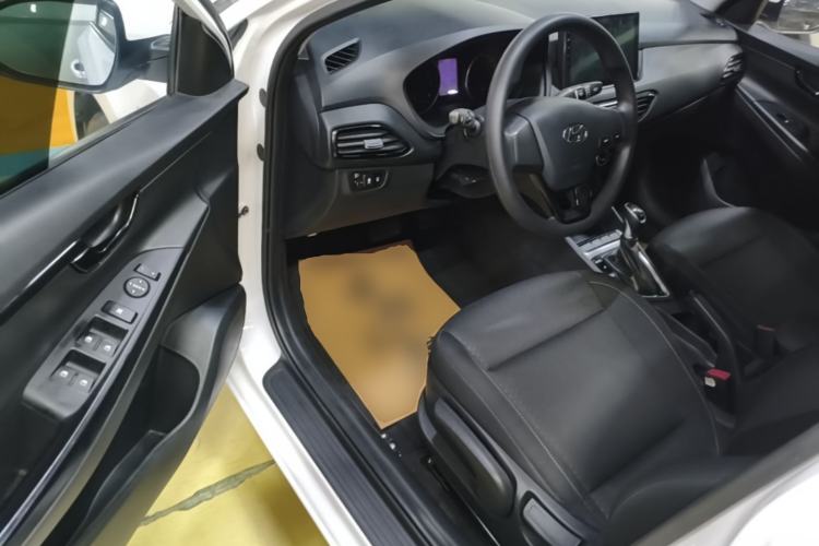 Used Hyundai Celesta 2020 1.6L Automatic GL Enjoyable Edition Driver Seat